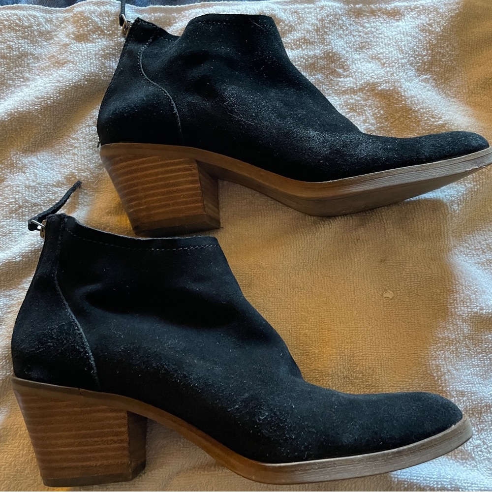 Dolce Vita Black Ankle Boot sz 8